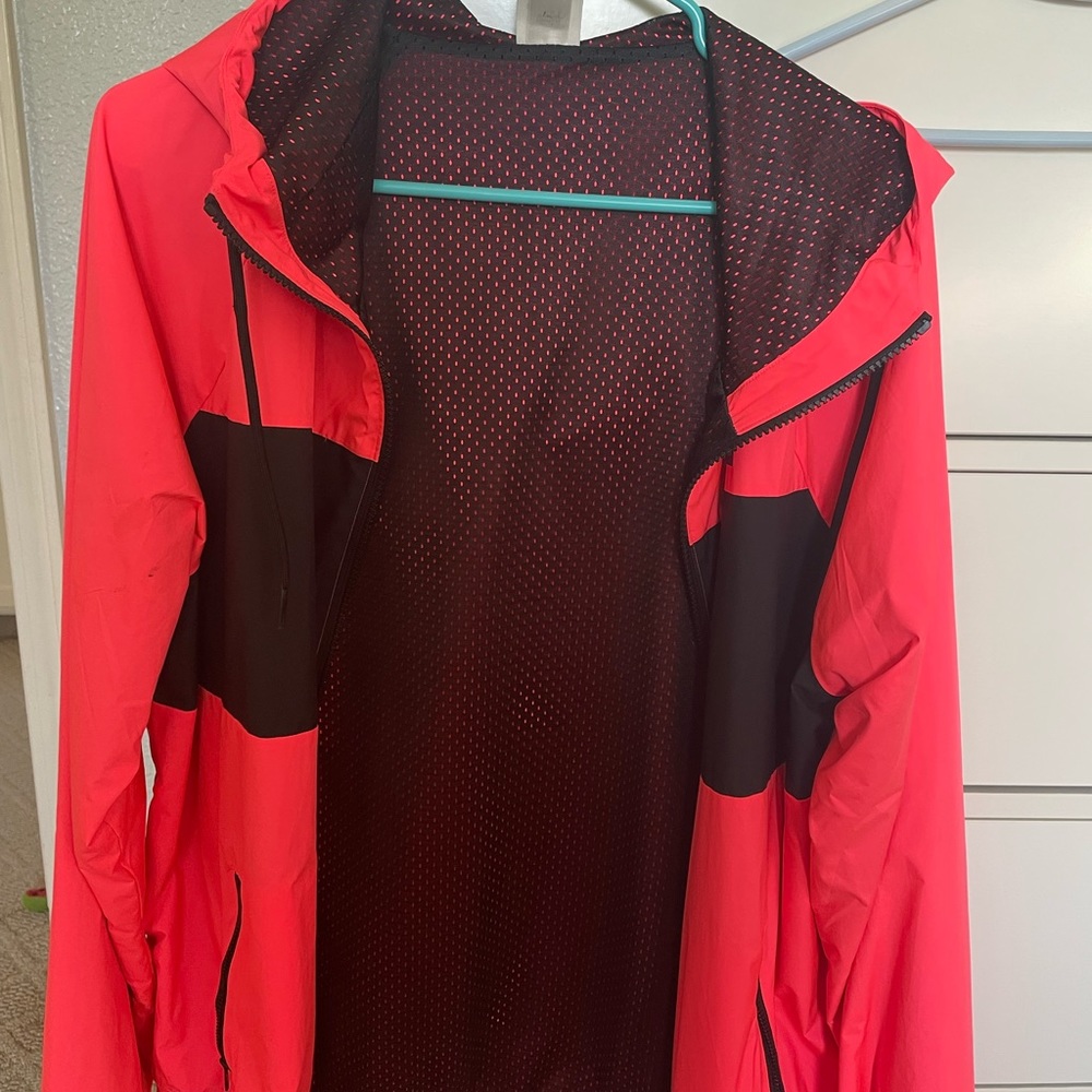 VS PINK windbreaker